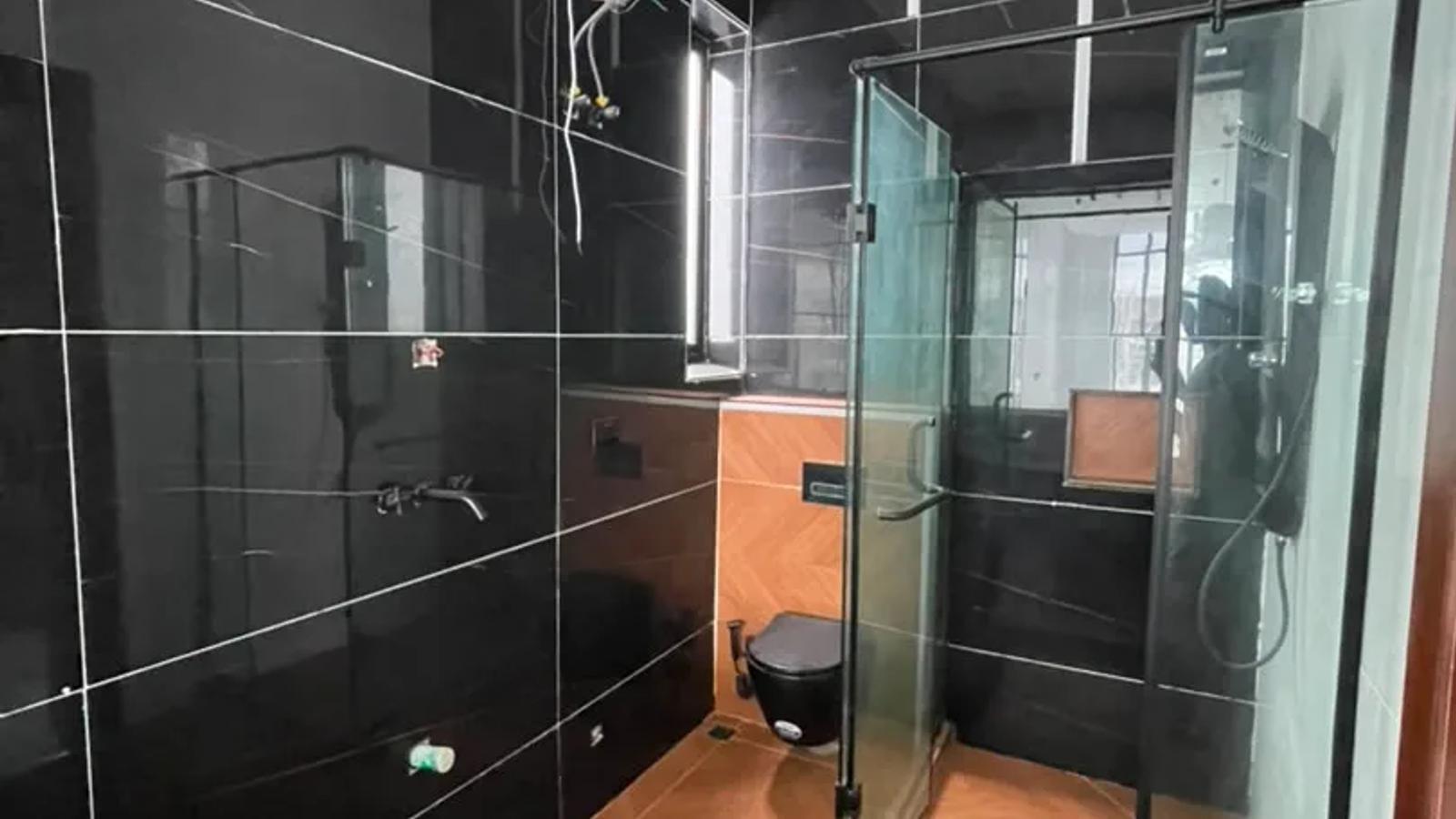 5 Bedroom Fully Detached Duplex