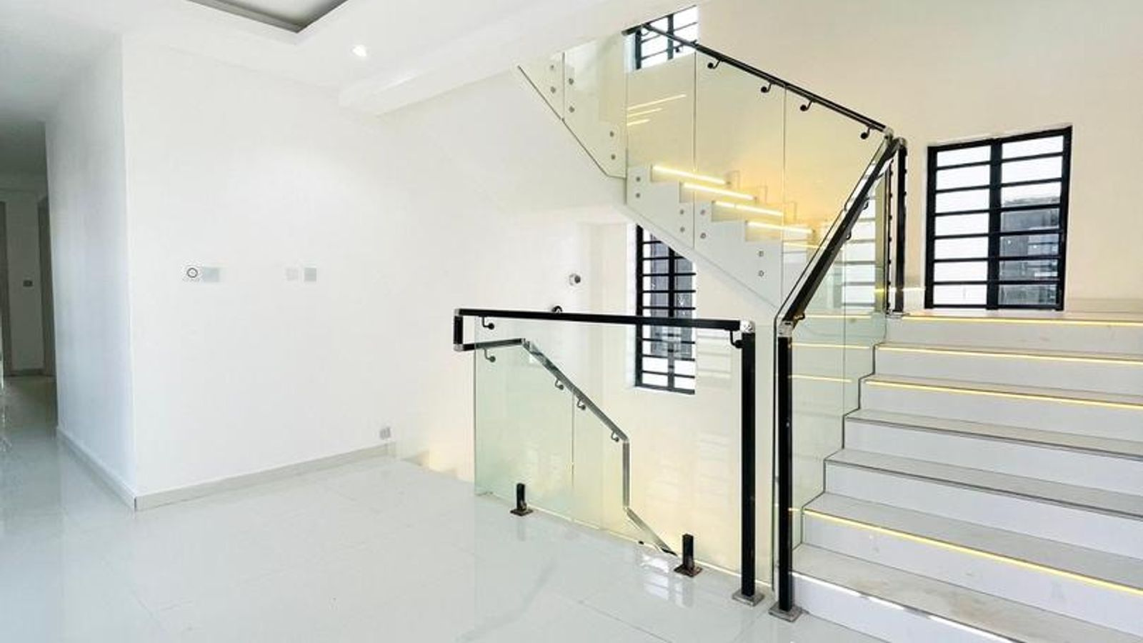 5 Bedroom Fully Detached Duplex