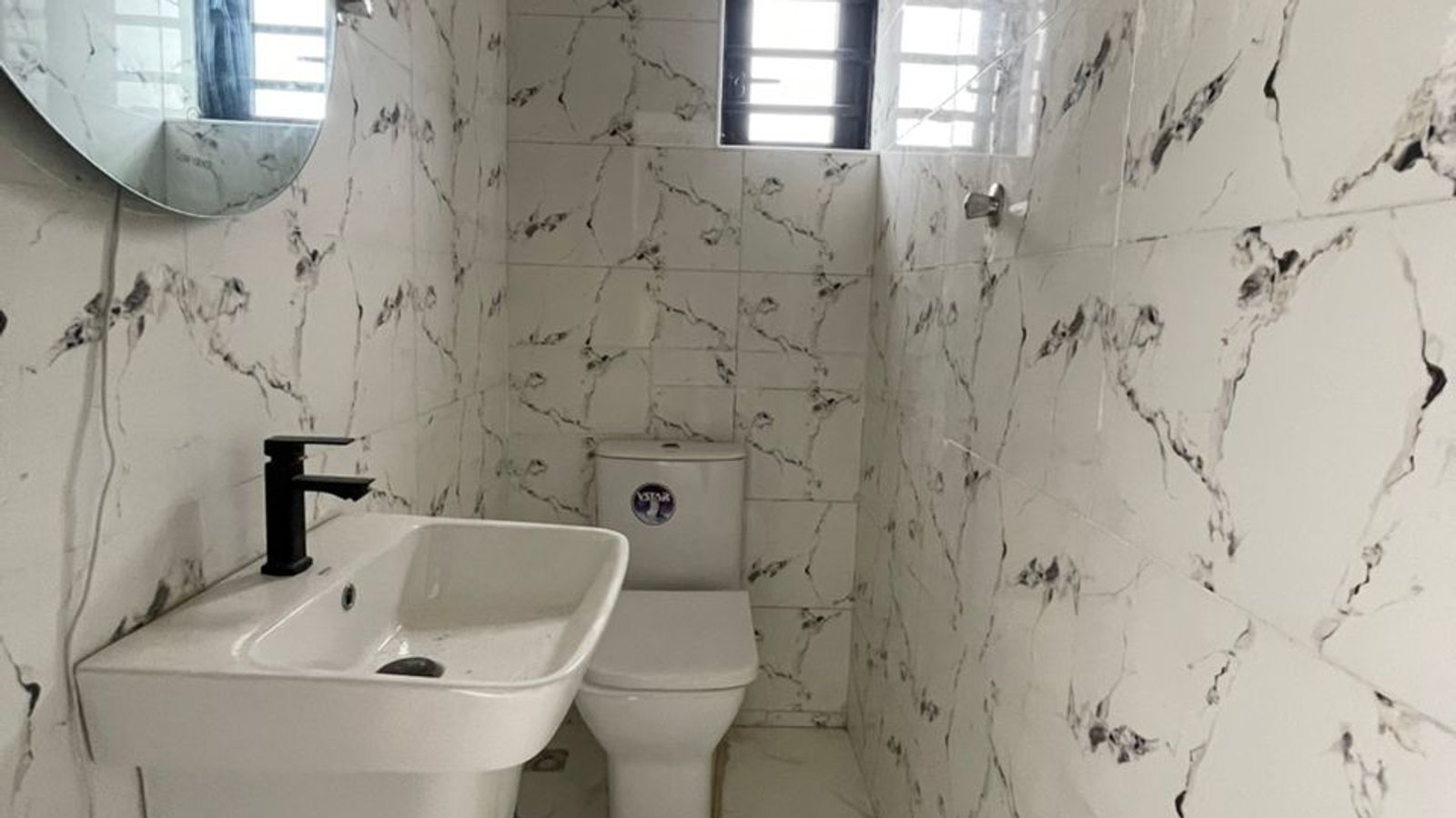 5 Bedroom Fully Detached Duplex