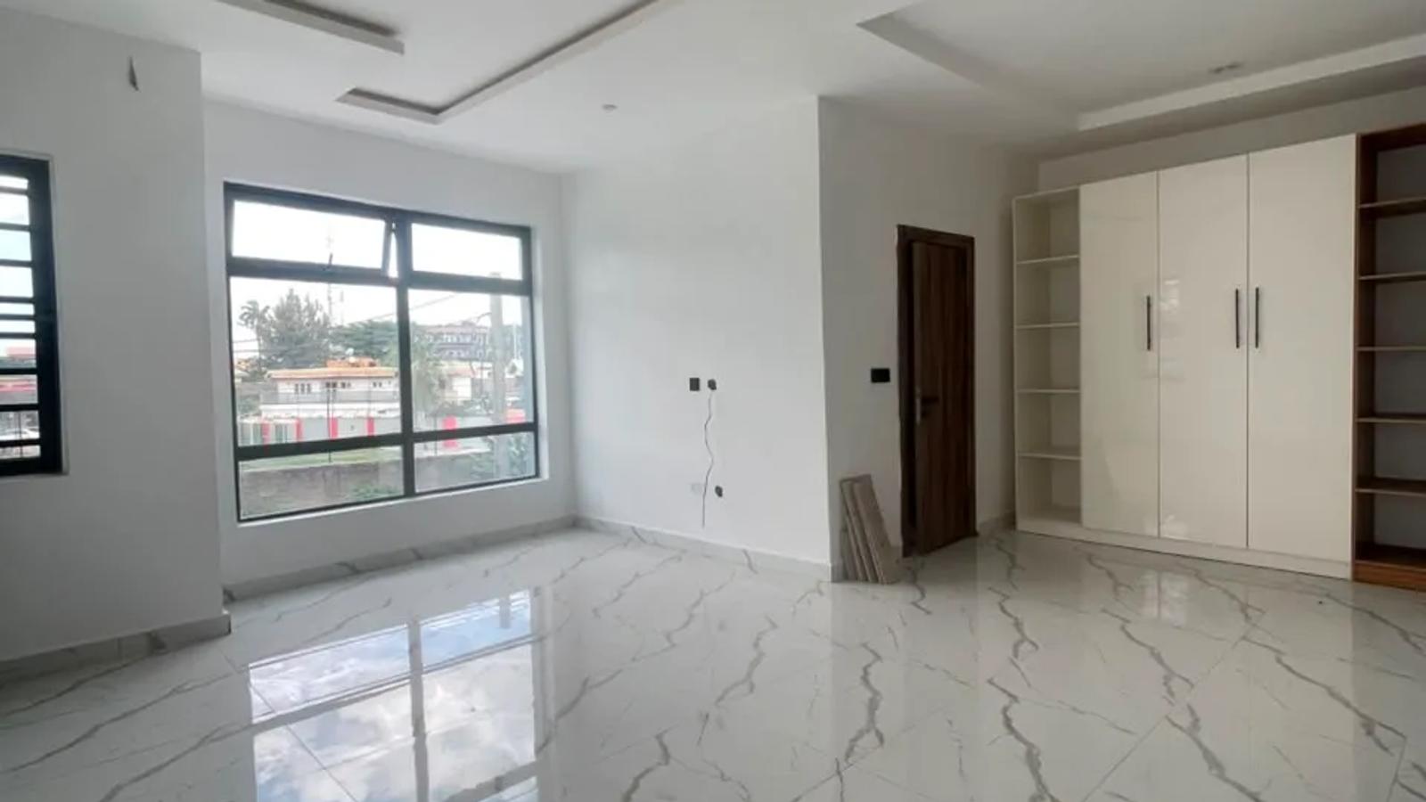 4 Bedroom Semi Detached Duplex