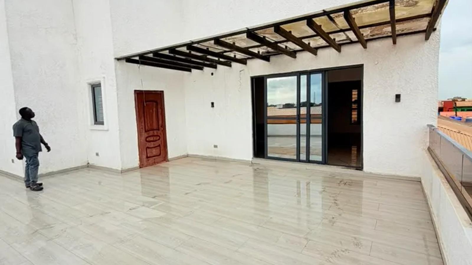 5 Bedroom Fully Detached Duplex