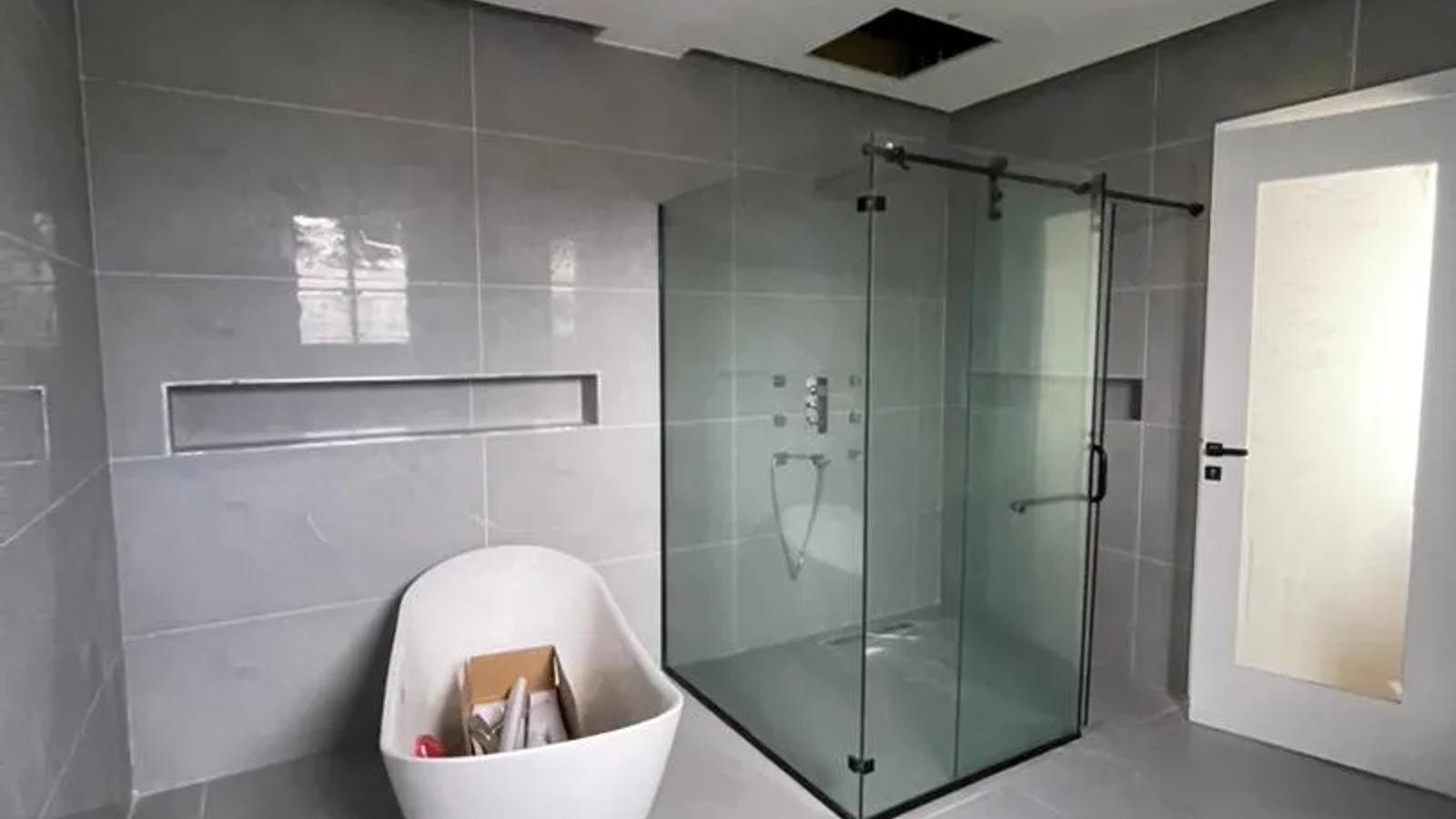 5 Bedroom Semi-Detached Duplex