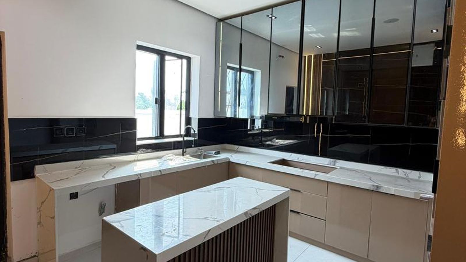 4 Bedroom Semi Detached Duplex