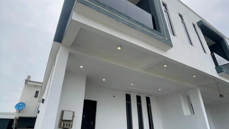 4 Bedroom Terrace Duplex
