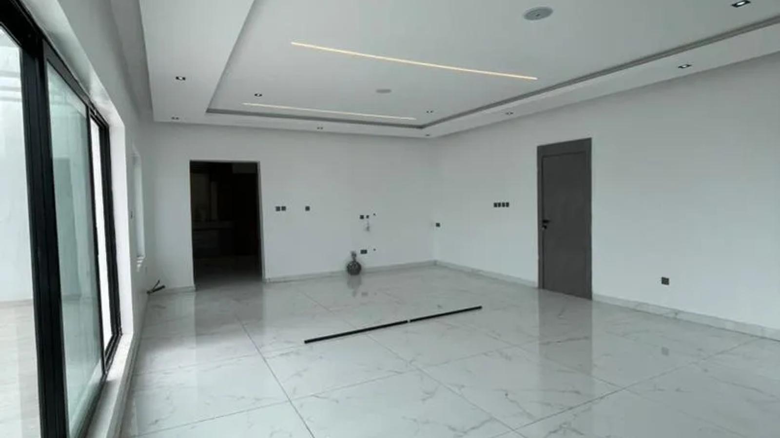 7 Bedroom Fully Detached Duplex