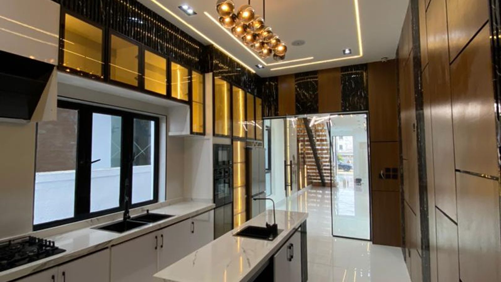 5 Bedroom Fully Detached Duplex