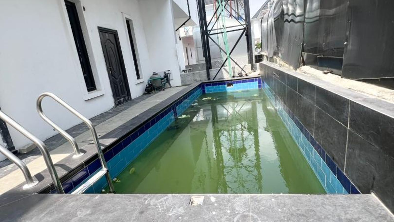 5 Bedroom Semi Detached Duplex