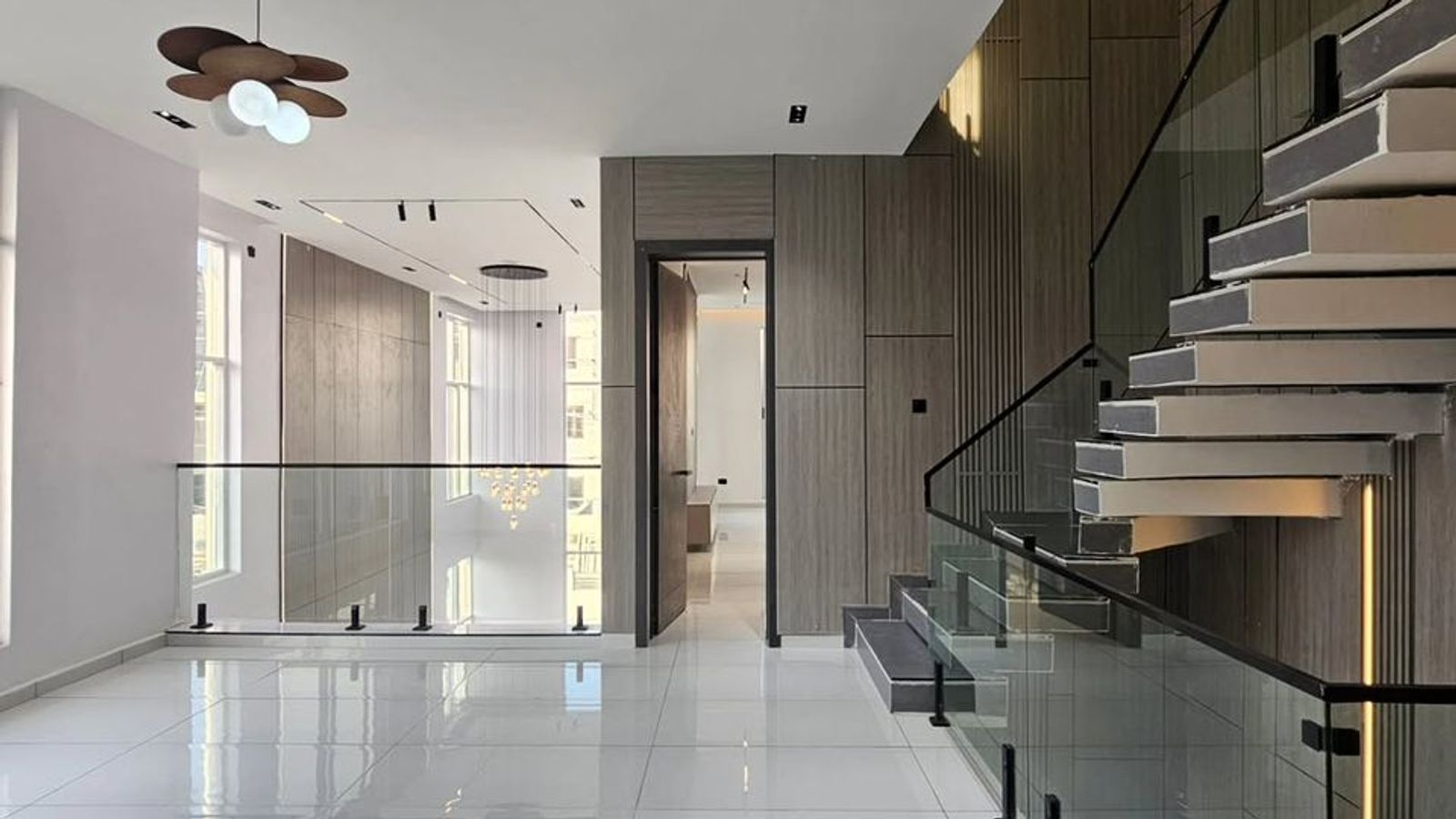 5 Bedroom Fully Detached Duplex