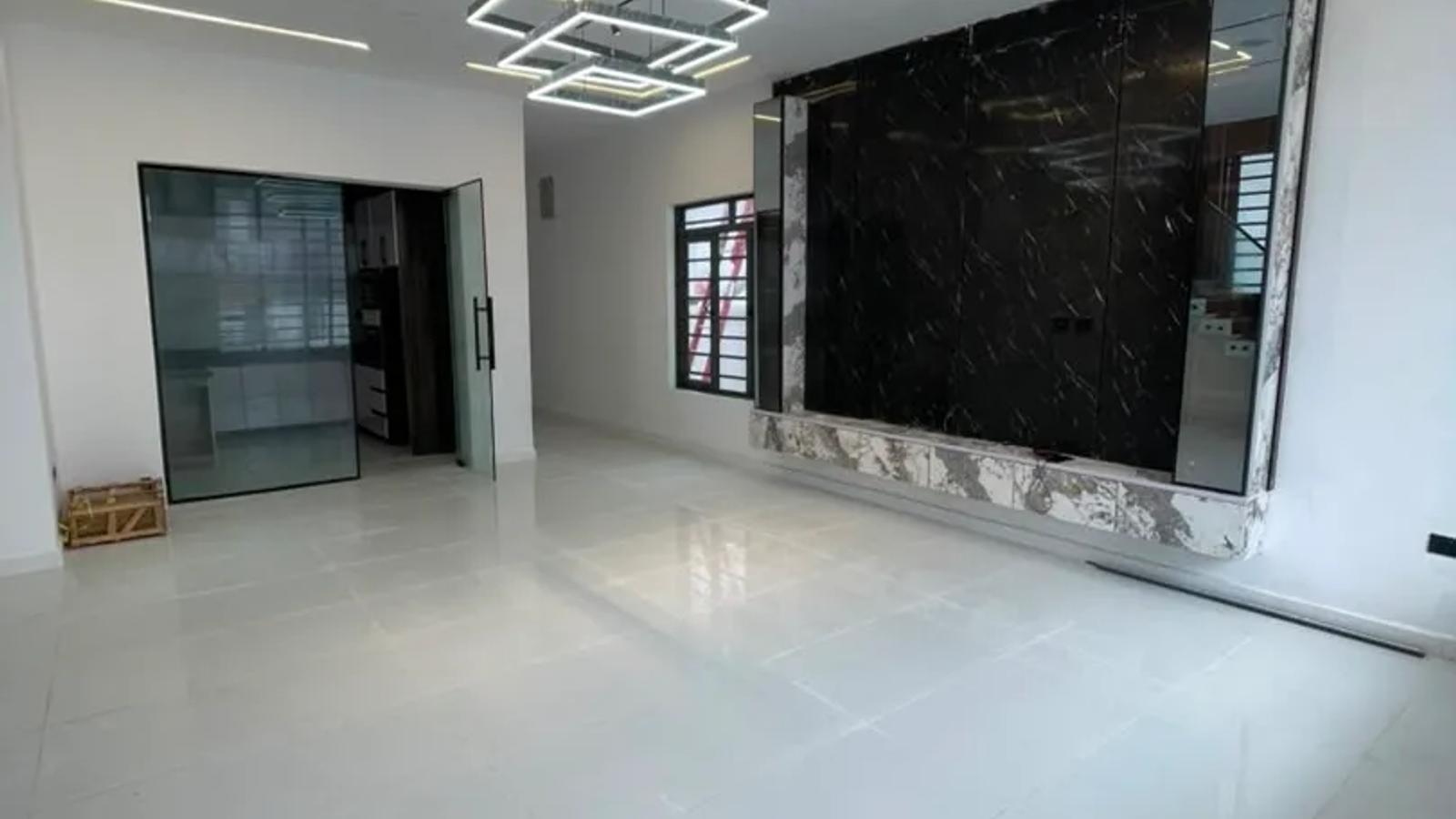 4 Bedroom Fully Detached Duplex