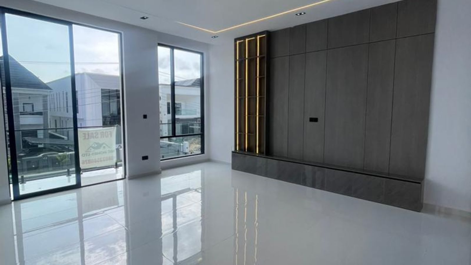 5 Bedroom Fully Detached Duplex