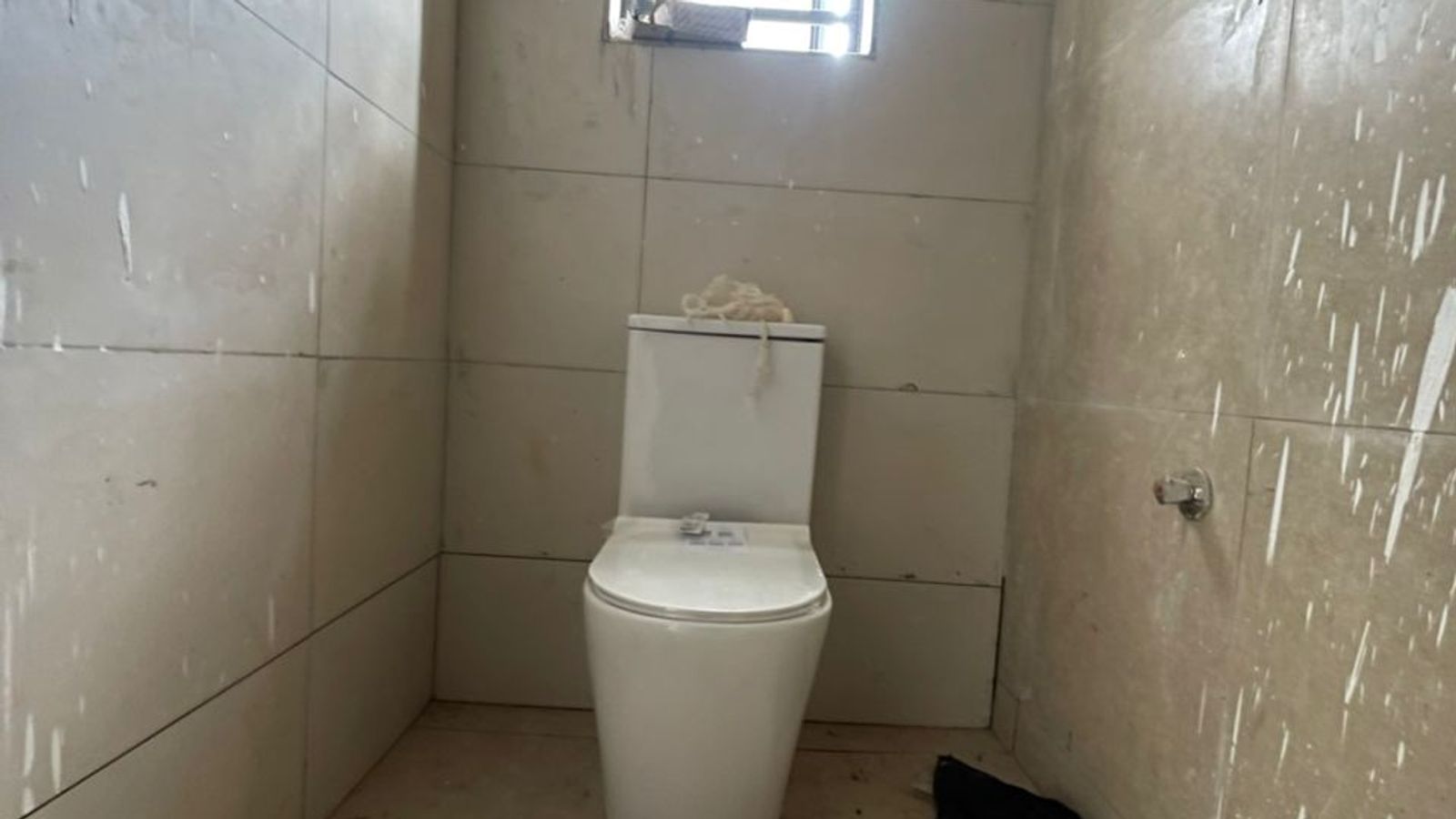5 Bedroom Fully Detached Duplex