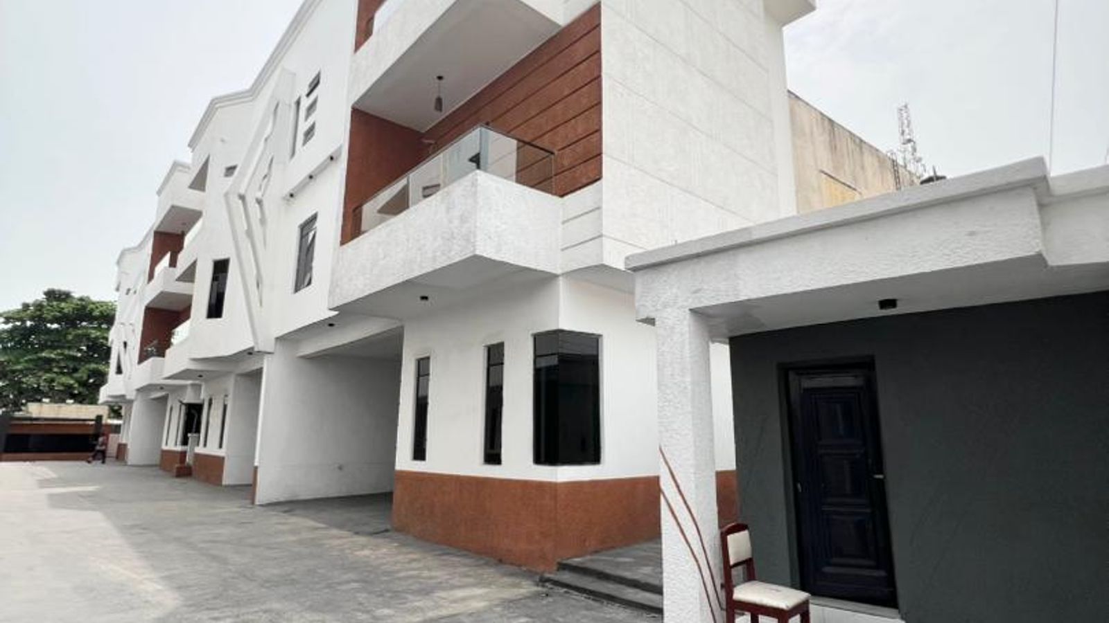 4 Bedroom Terrace Duplex