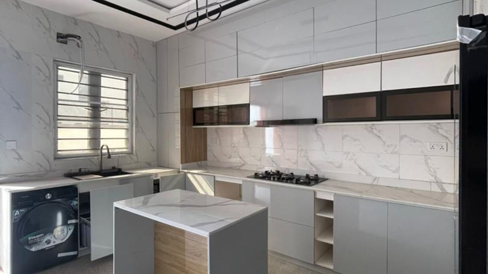 5 Bedroom Fully Detached Duplex