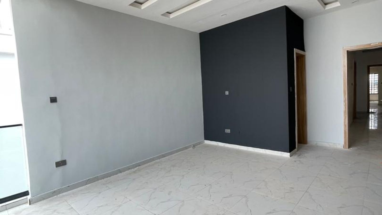 5 Bedroom Semi Detached Duplex