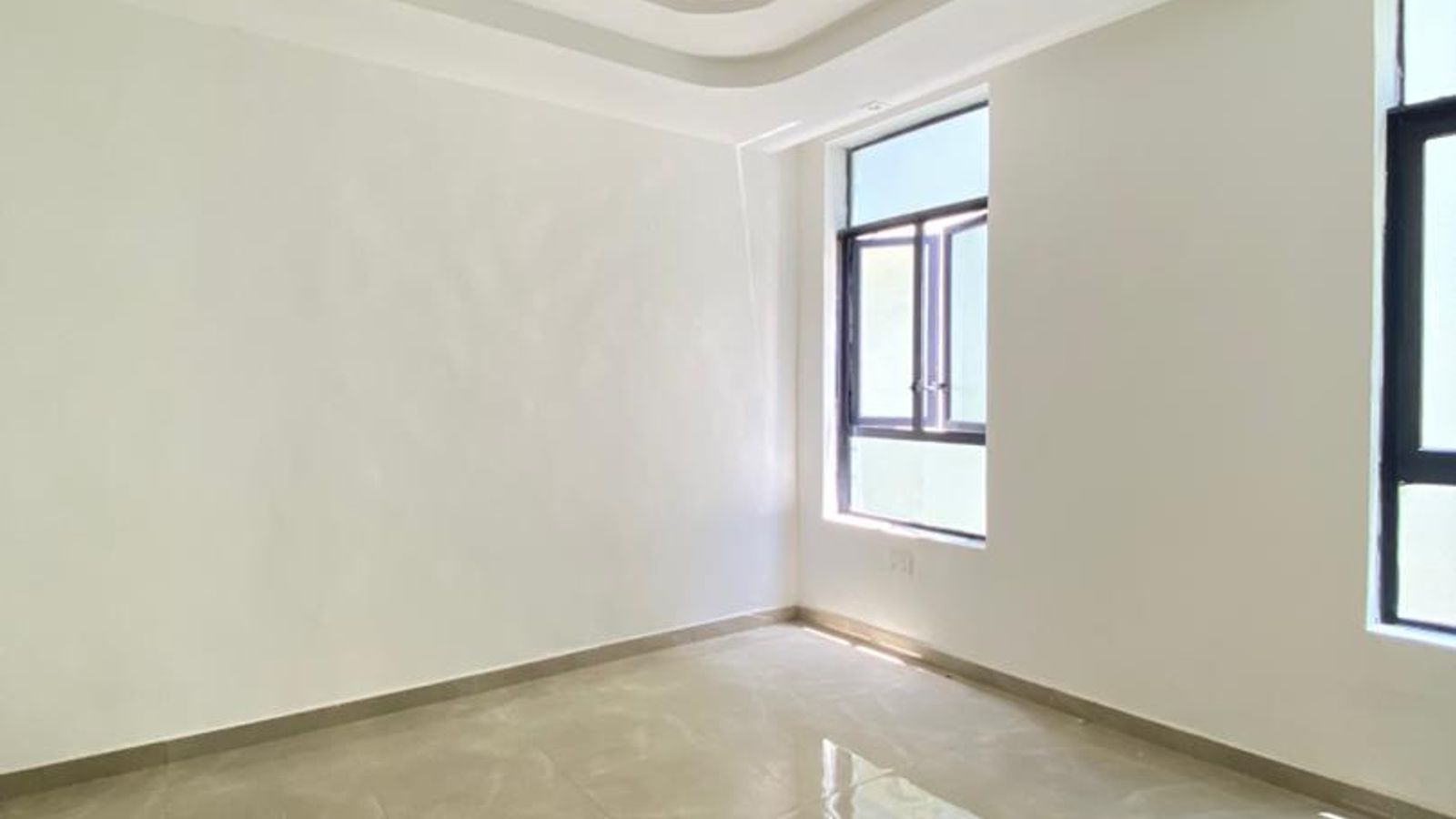 6 Bedroom Fully Detached Duplex