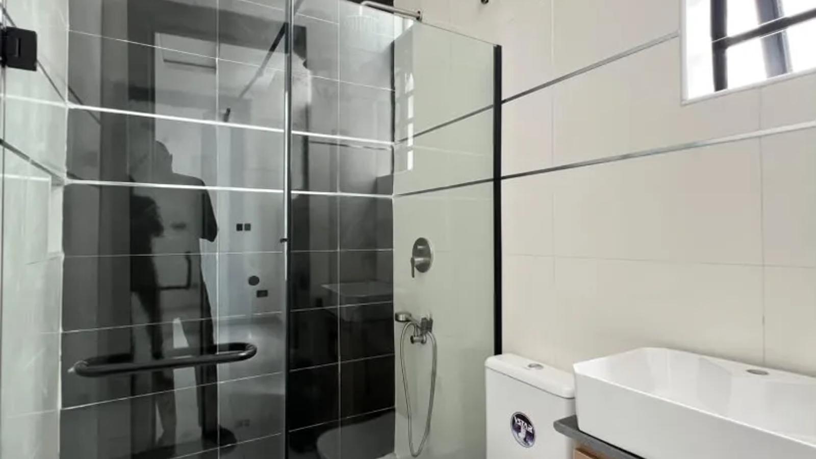 4 Bedroom Fully Detached Duplex