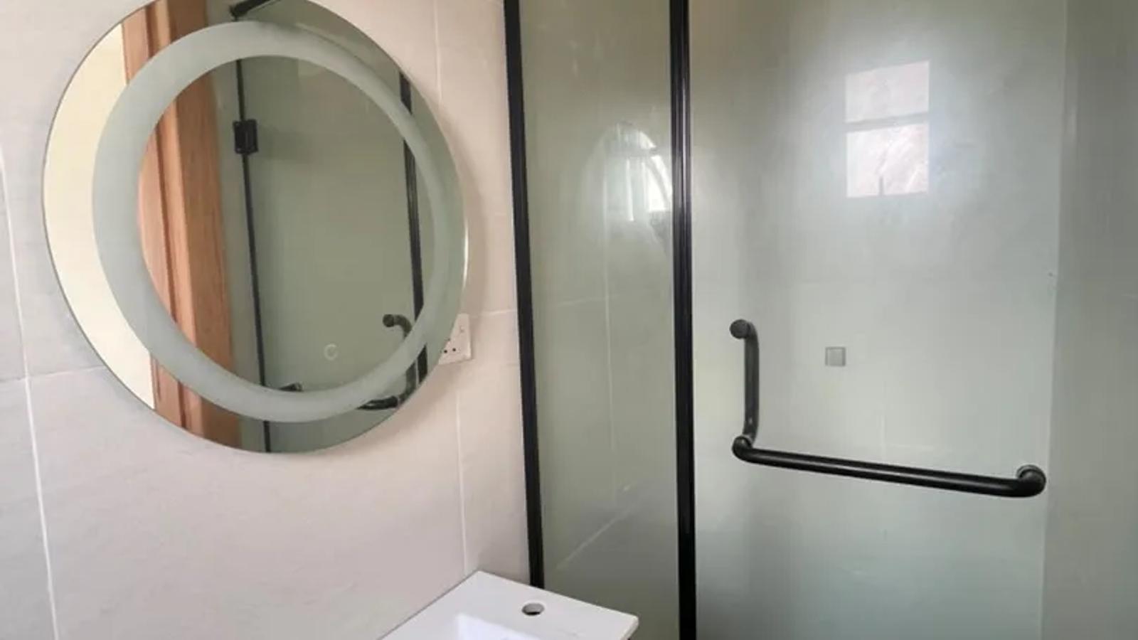 4 BEDROOM SEMI-DETACHED DUPLEX WITH BQ