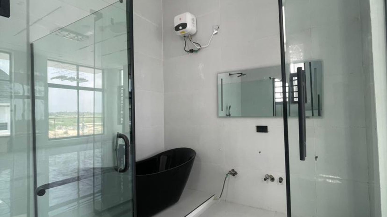 5 Bedroom Fully Detached Duplex