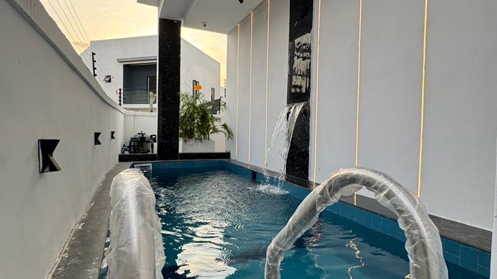 5 Bedroom Fully Detached Duplex