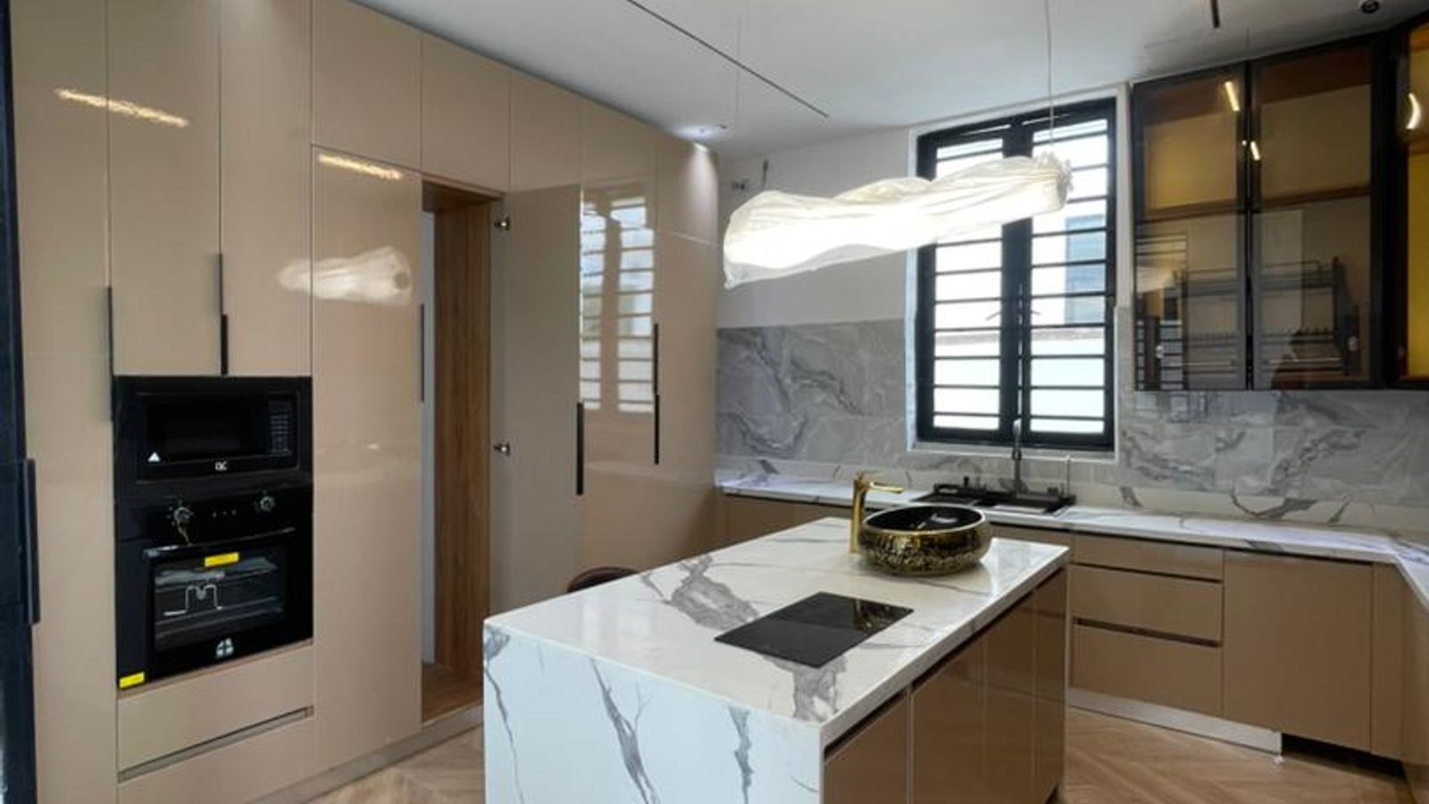 5 Bedroom Fully Detached Duplex