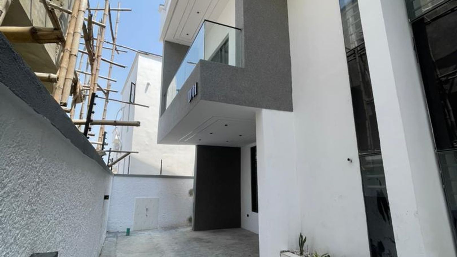 4 Bedroom Semi Detached Duplex
