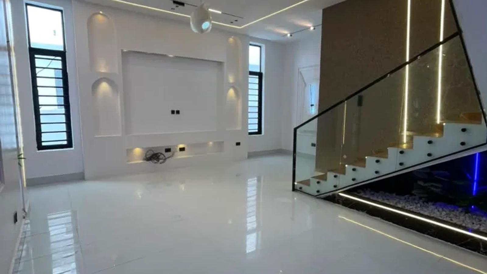4 Bedroom Semi Detached Duplex