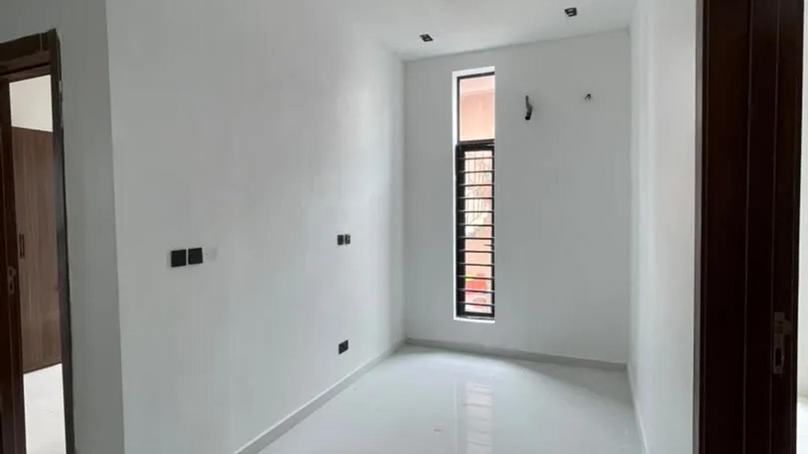 4 Bedroom Semi Detached Duplex