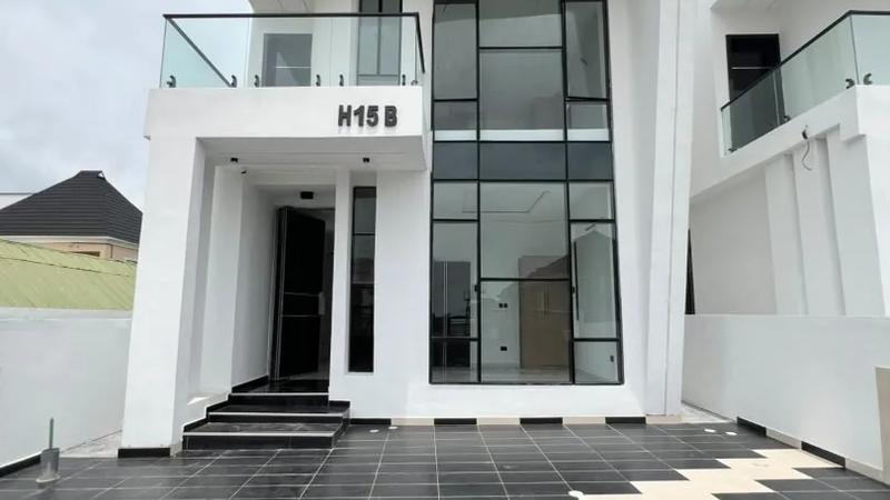 4 Bedroom Fully Detached Duplex