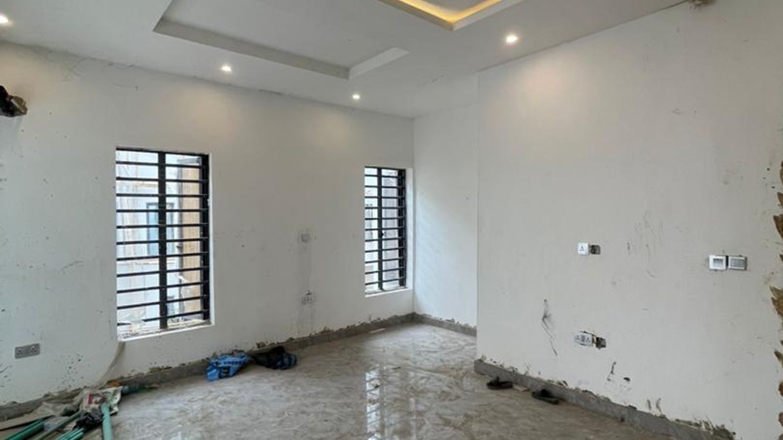 4 Bedroom Maisonettes