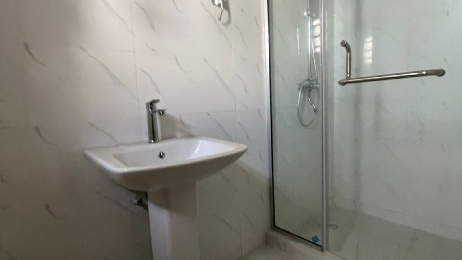 5 Bedroom Semi Detached Duplex