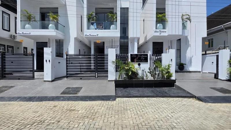 5 Bedroom Fully Detached Duplex