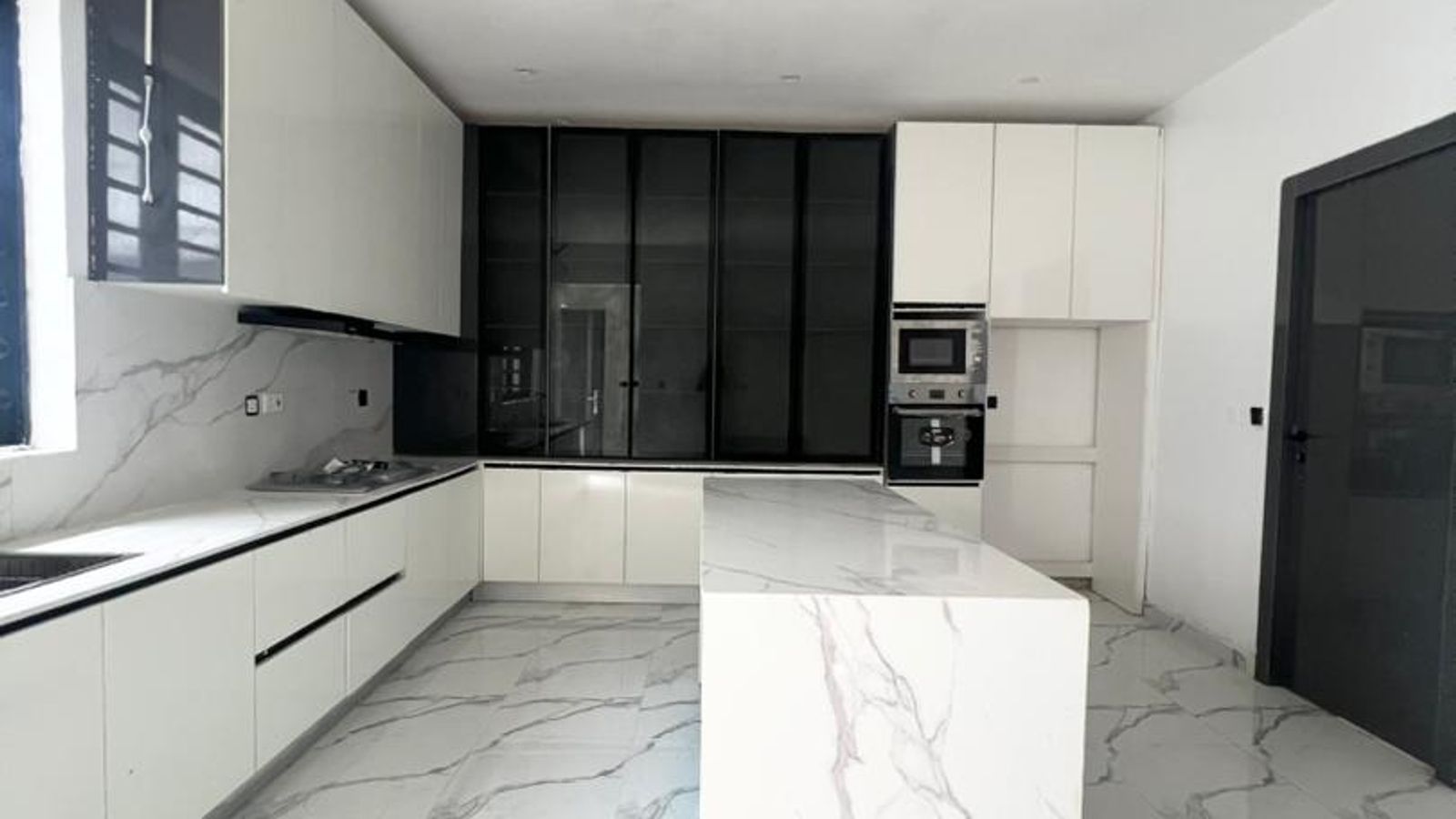 5 Bedroom Semi Detached Duplex