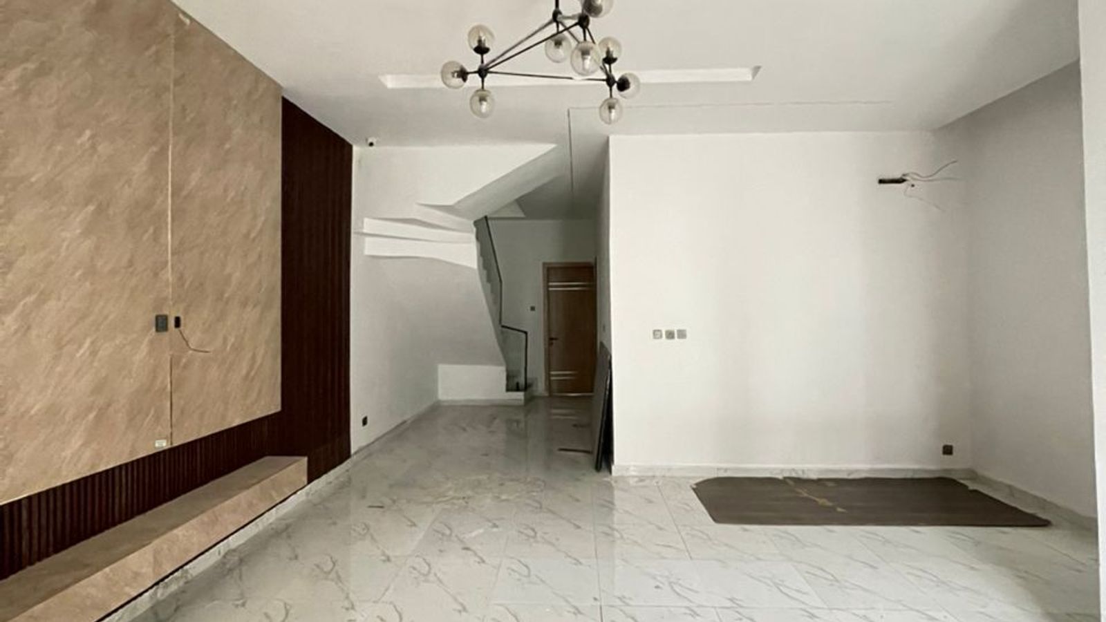 5 Bedroom Fully Detached Duplex