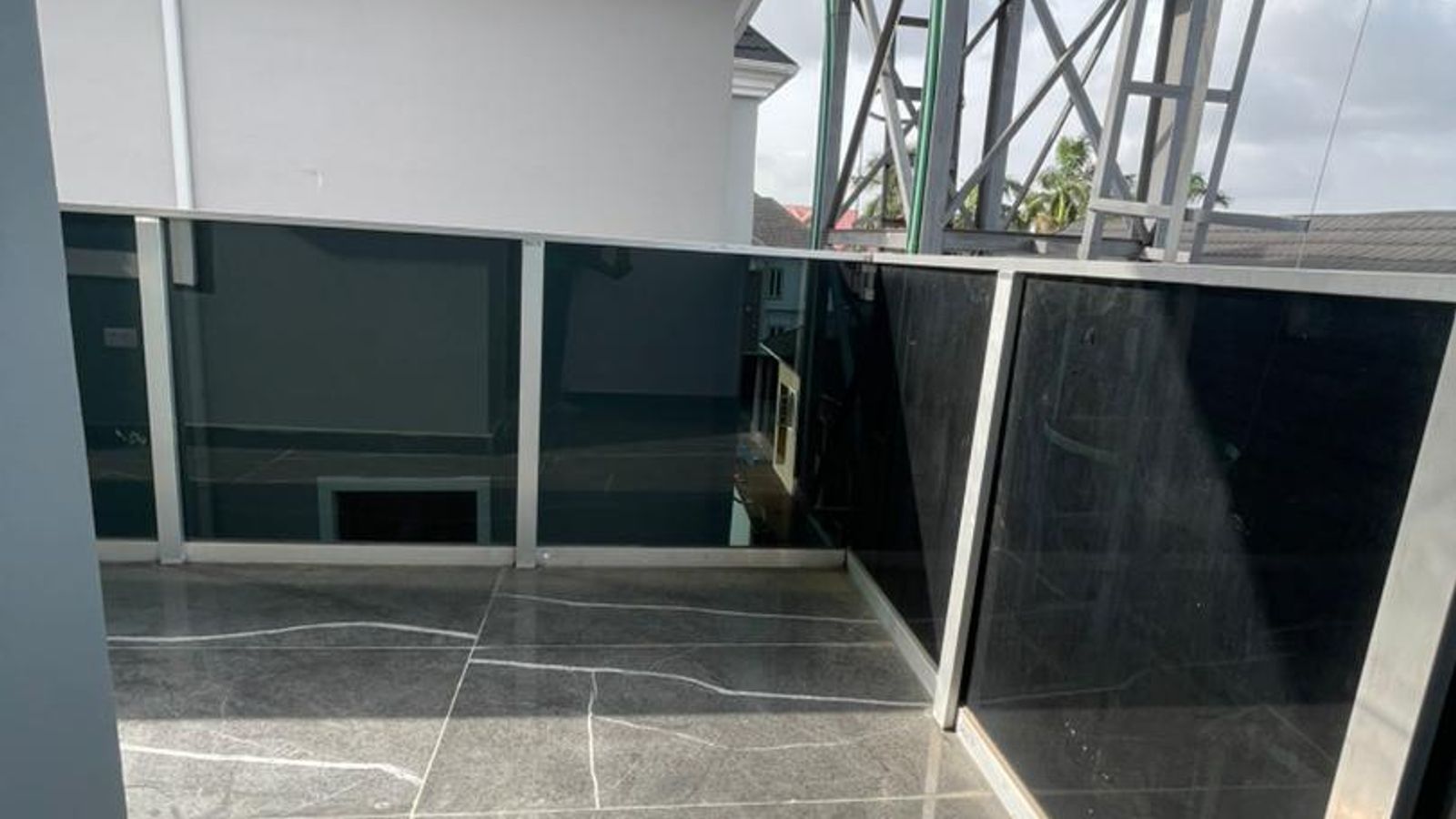 5 Bedroom Fully Detached Duplex