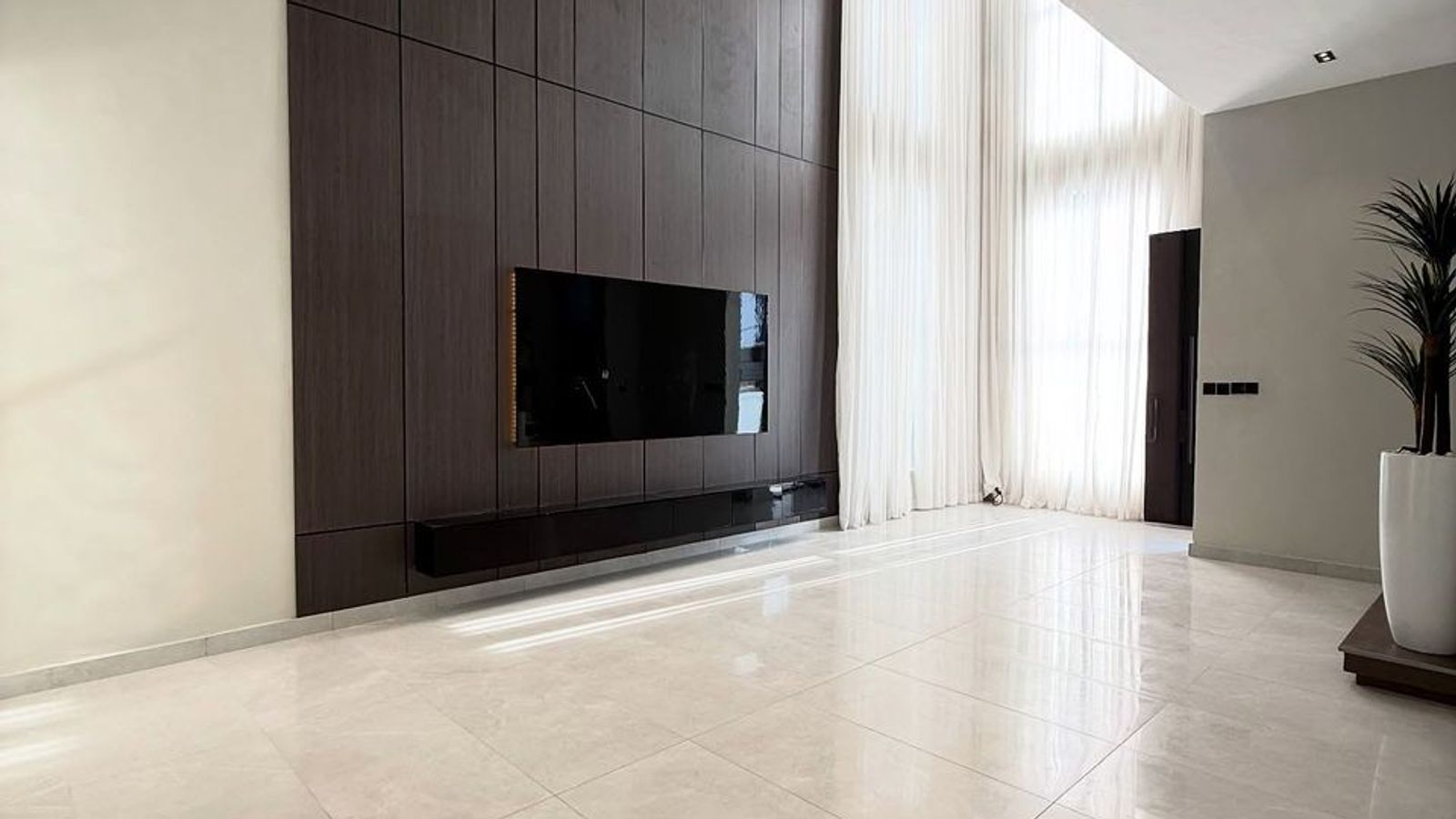 5 Bedroom Fully Detached Terrace Duplex