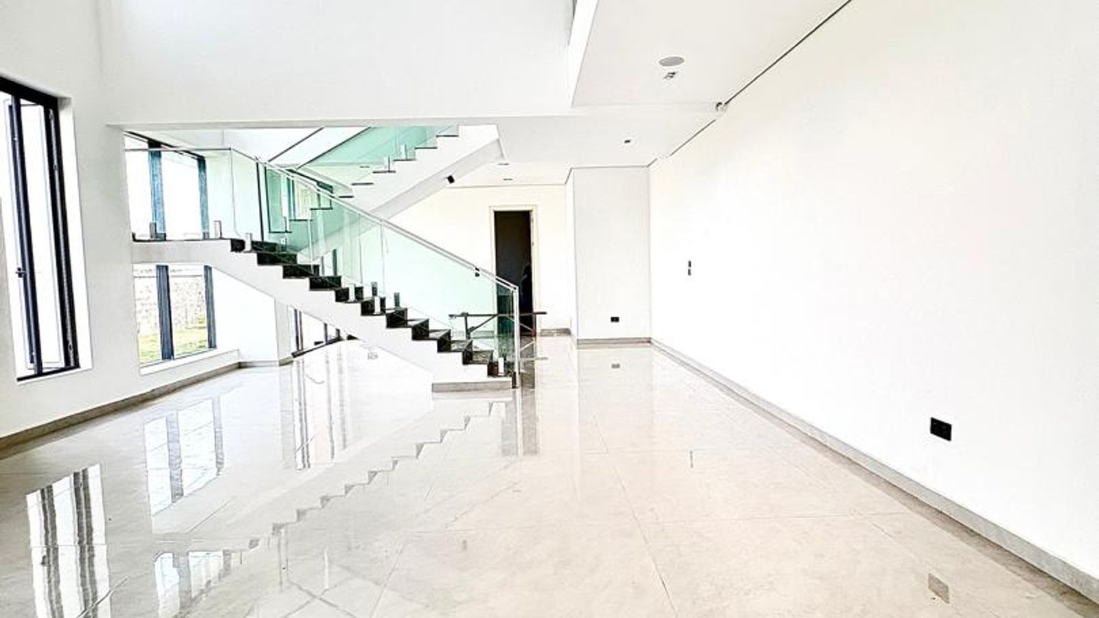 4 Bedroom Semi Detached Duplex