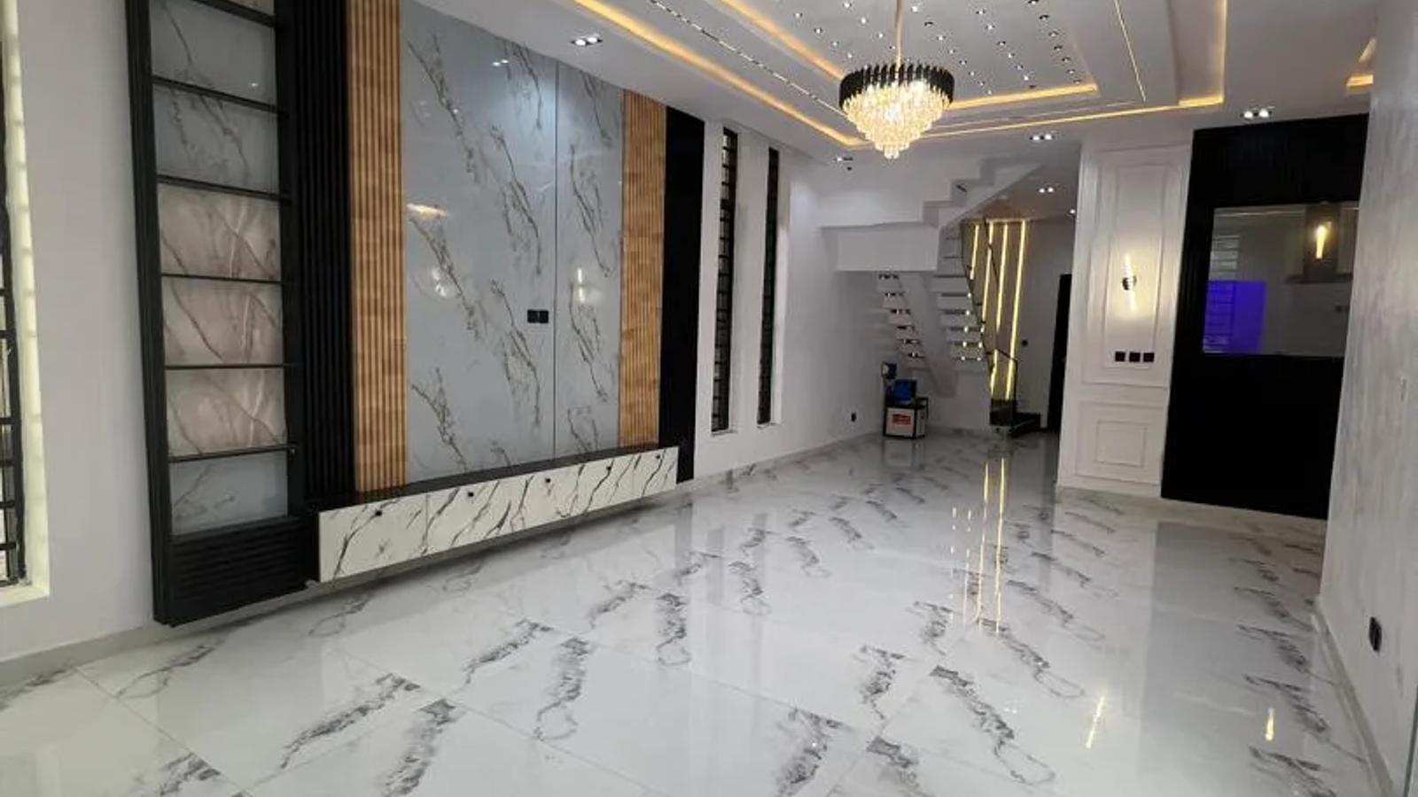5 Bedroom Fully Detached Duplex