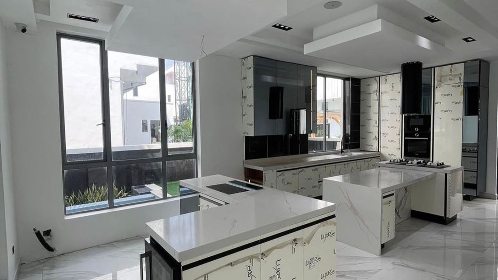 5 Bedroom Fully Detached Duplex