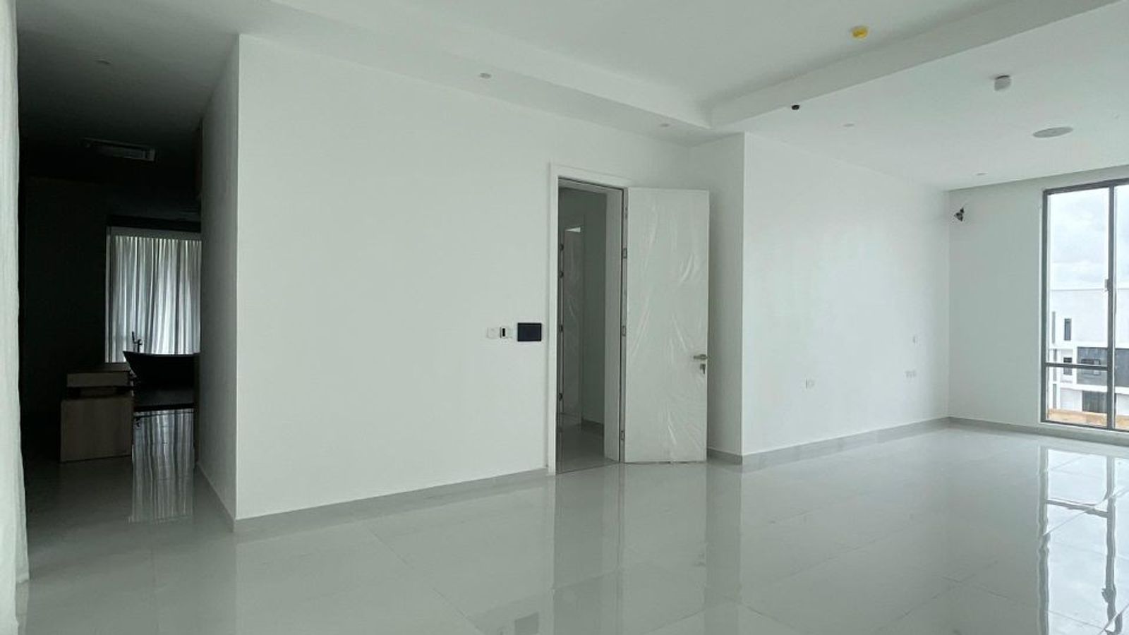 5 Bedroom Fully Detached Duplex