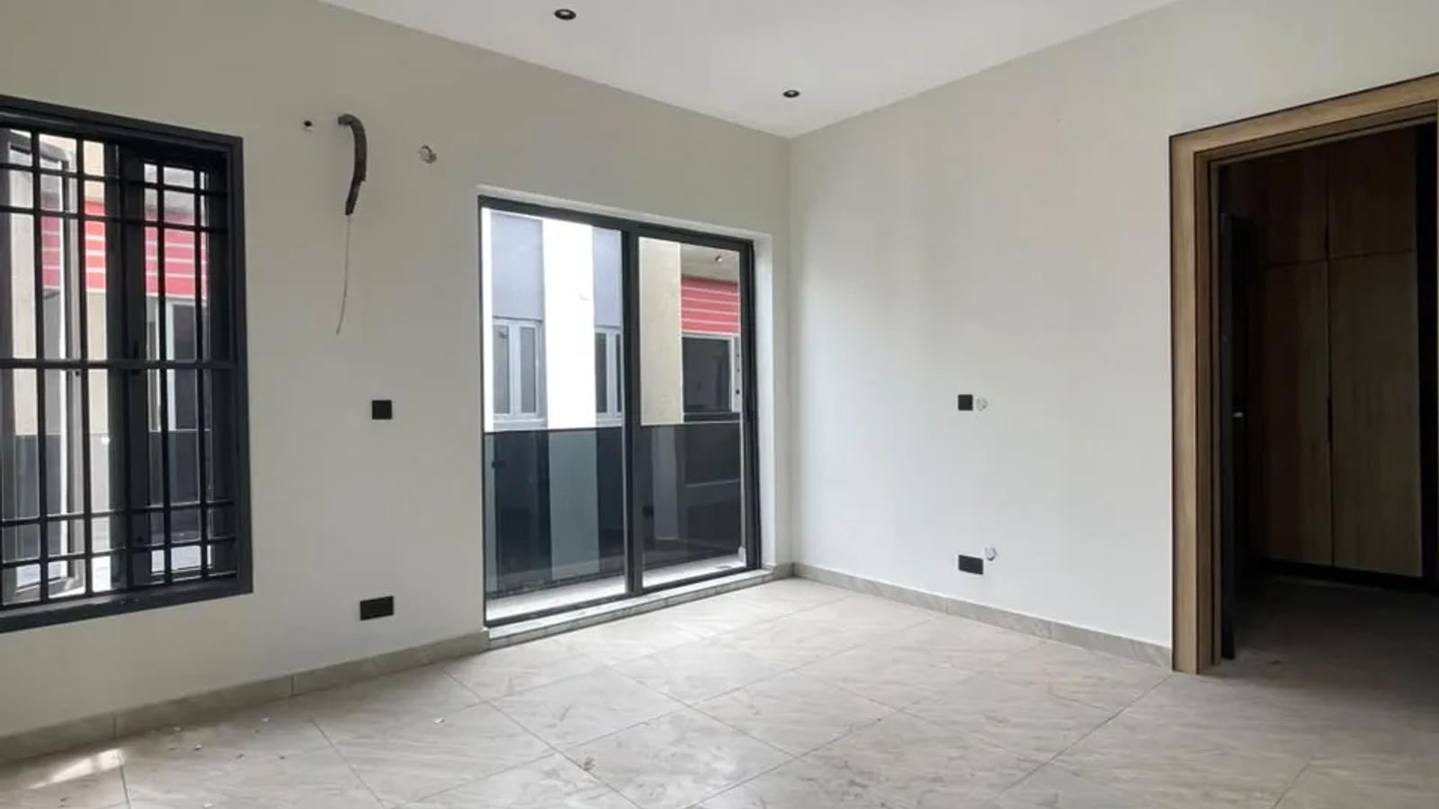 3&4 BEDROOM DUPLEX