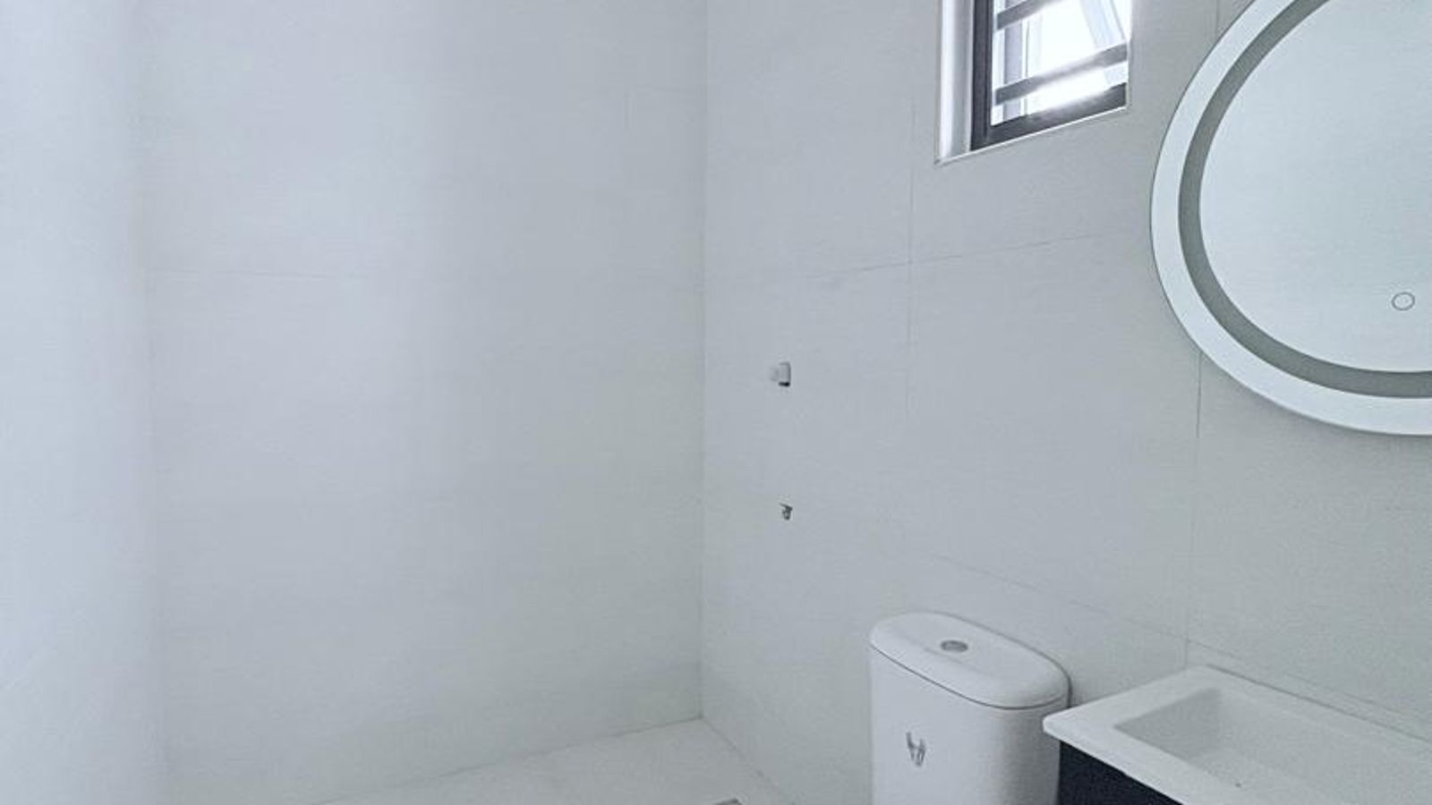4 Bedroom Fully Detached Duplex