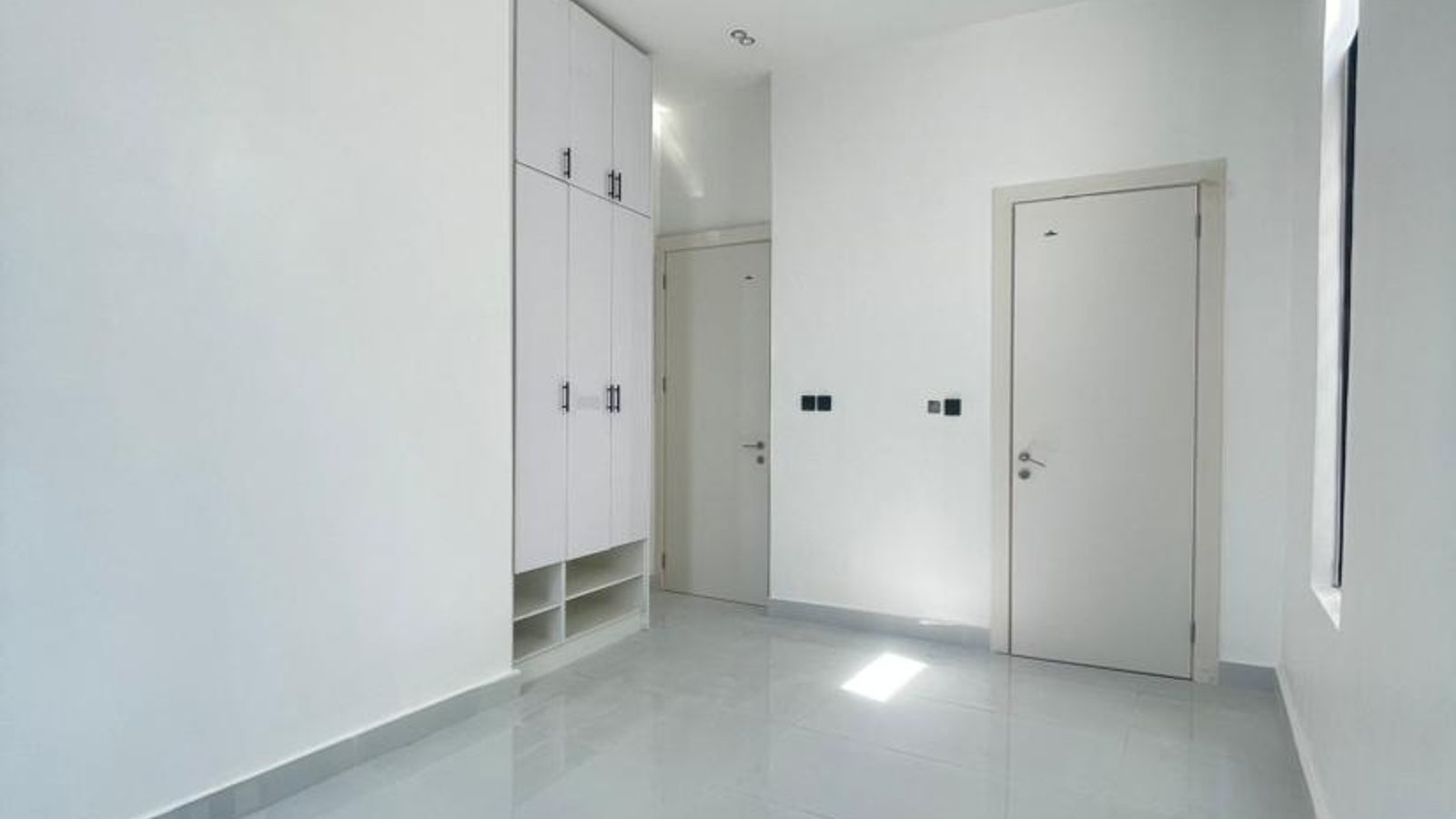 5 Bedroom Fully Detached Duplex