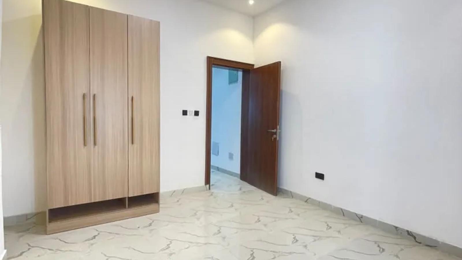 3 BEDROOM TERRACE DUPLEX
