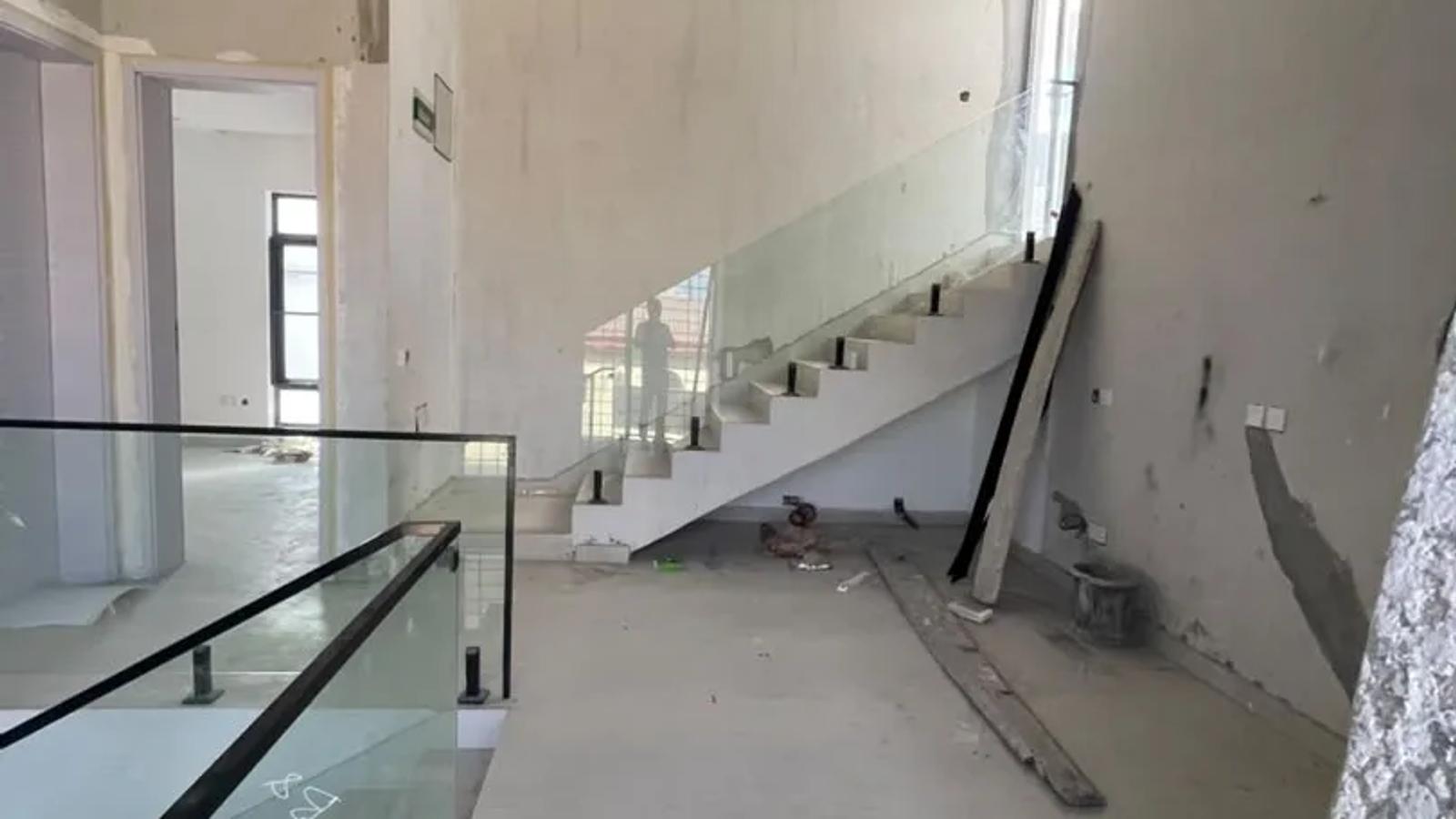 5 Bedroom Fully Detached Duplex