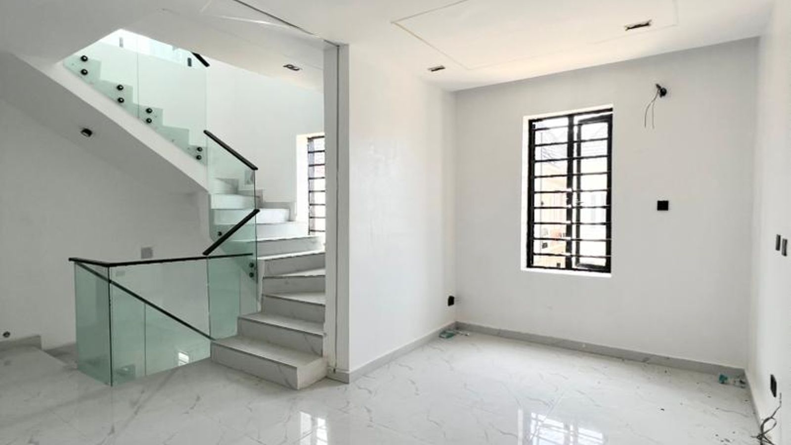 5 Bedroom Semi Detached Duplex