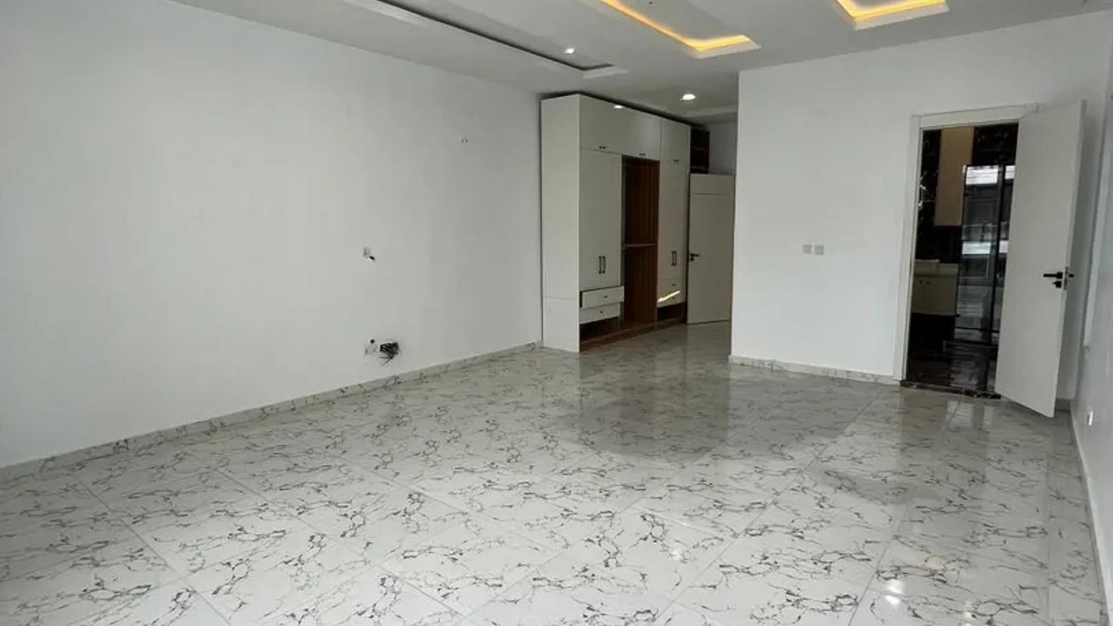 4 Bedroom Semi Detached Duplex