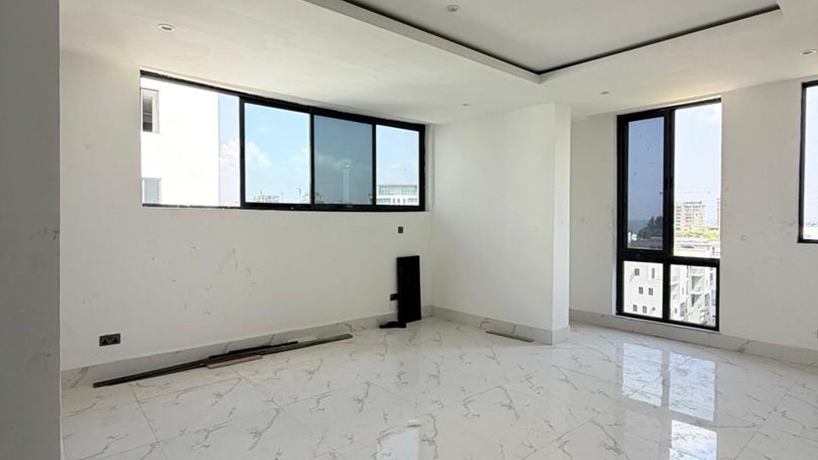 4 Bedroom Maisonette