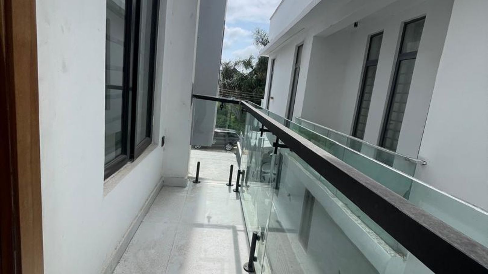 6 Bedroom Fully Detached Duplex