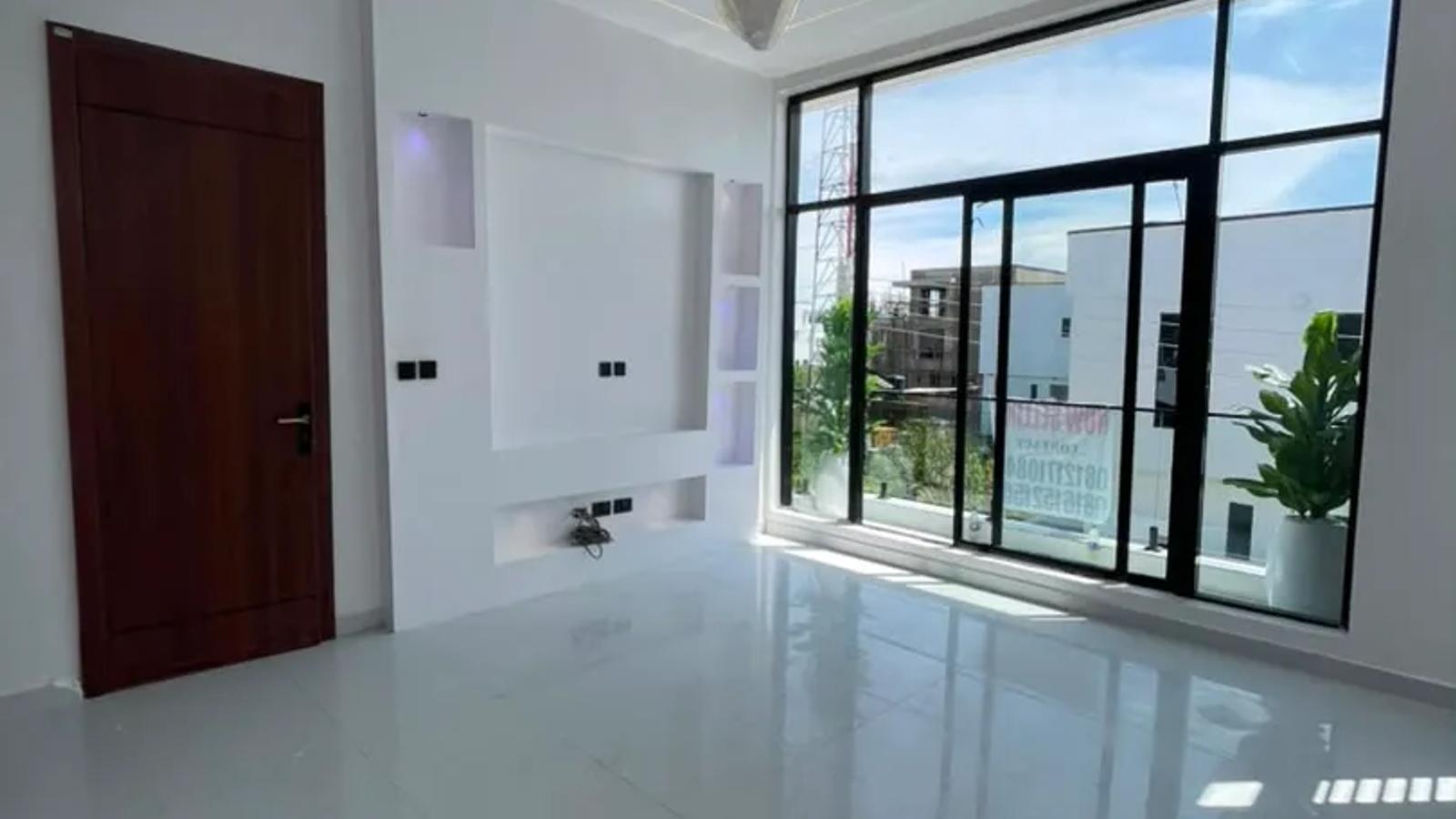 4 Bedroom Semi Detached Duplex