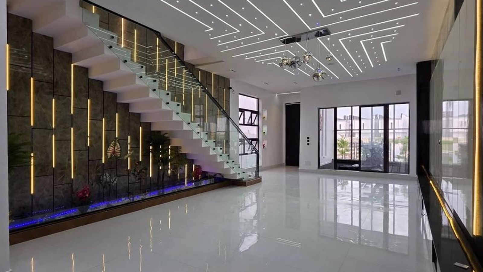 5 Bedroom Fully Detached Duplex
